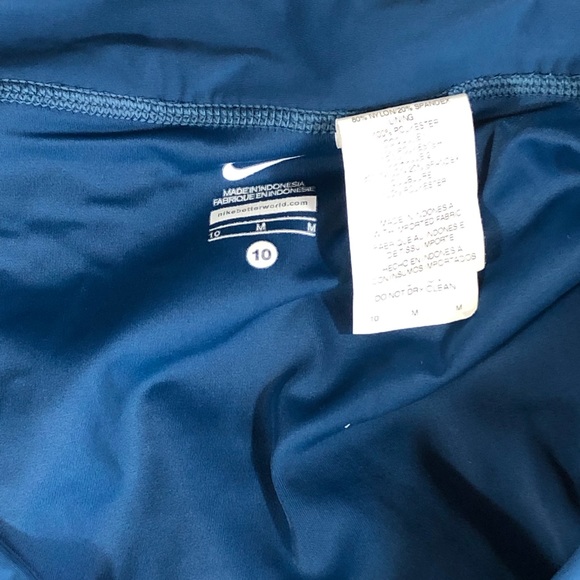 Nike woman's tennis skort running shorts size 10 - Picture 5 of 7